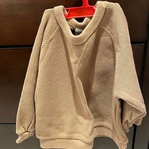 T-shirt for ages 9-12 months, brown color, girl